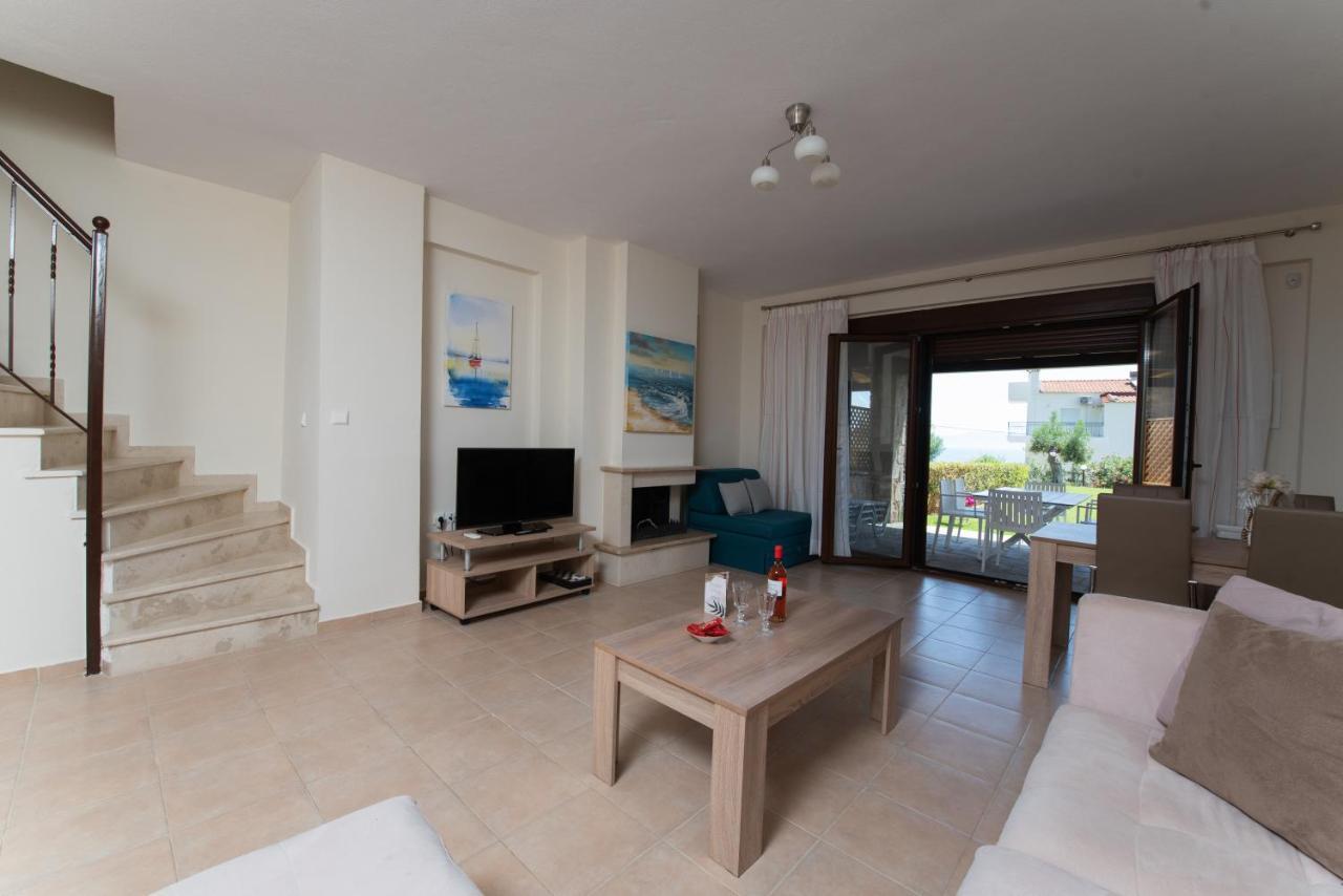 Ariadni -Villas- Luxury Houses クリオピギ エクステリア 写真